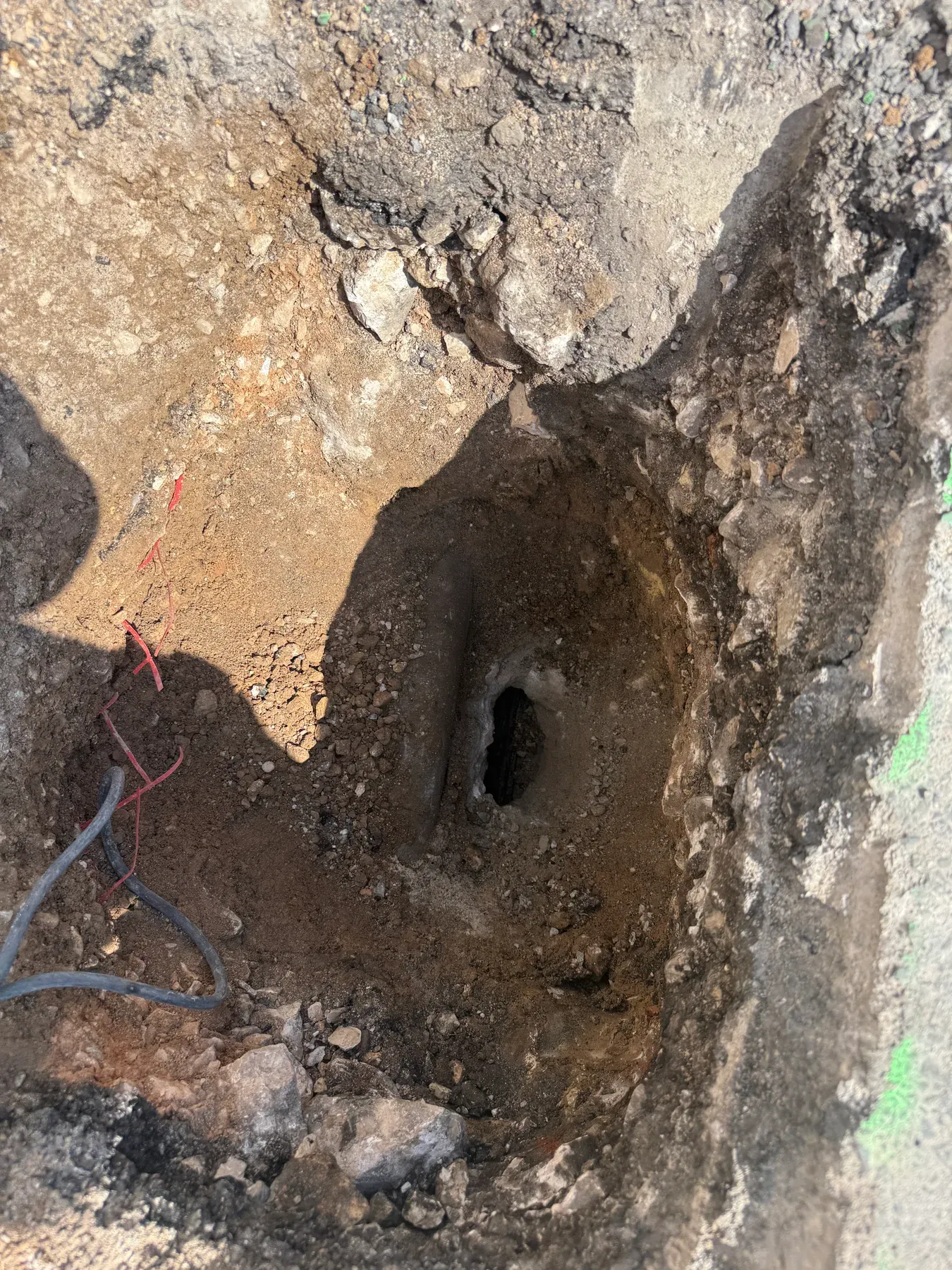 Fouille ciblée au niveau du point bloquant d'une canalisation télécom